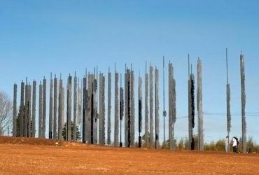 Superbe : un monument d'acier en l'honneur de Nelson MANDELA